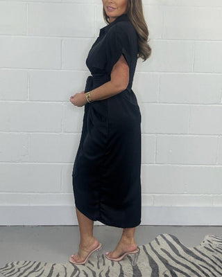 Eline | Elegante jurk met geplooide overhemdhals Vionelle