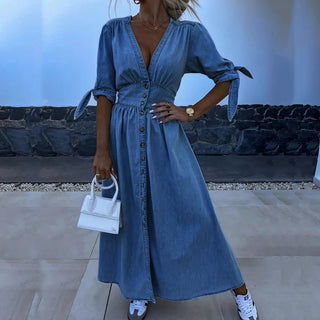 KIRA | Denim Maxi met split en V-hals Vionelle